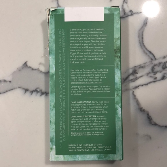 Jade Roller - Picture 4 of 5